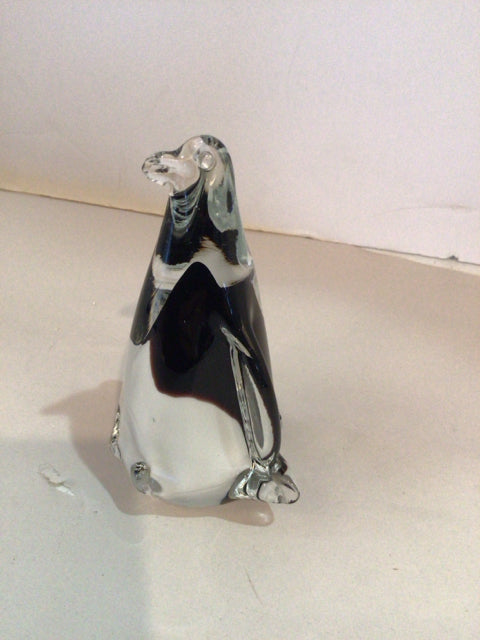 White/Black Glass Penguin Figurine