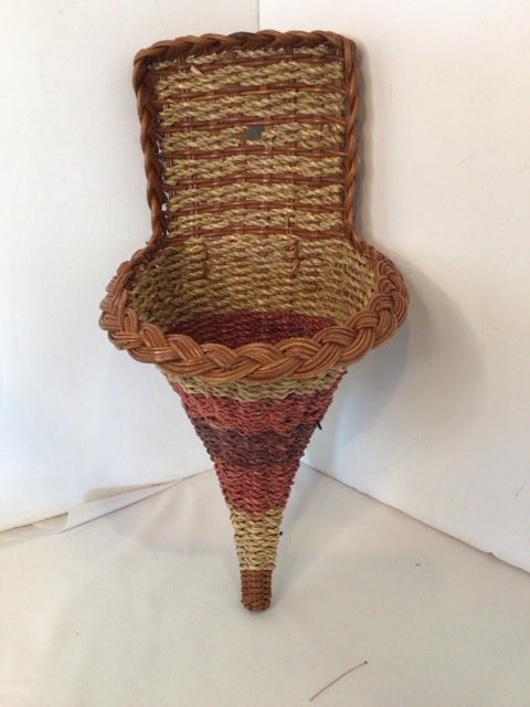 Brown Seagrass Wall Pocket