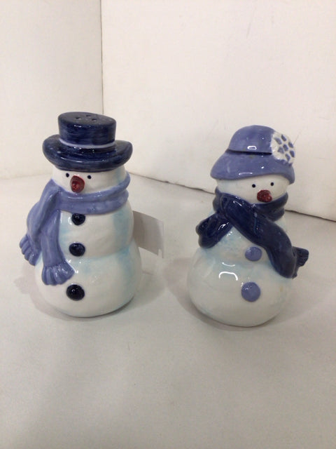 HOME Salt & Pepper Blue/White Ceramic Snowman Holiday Item