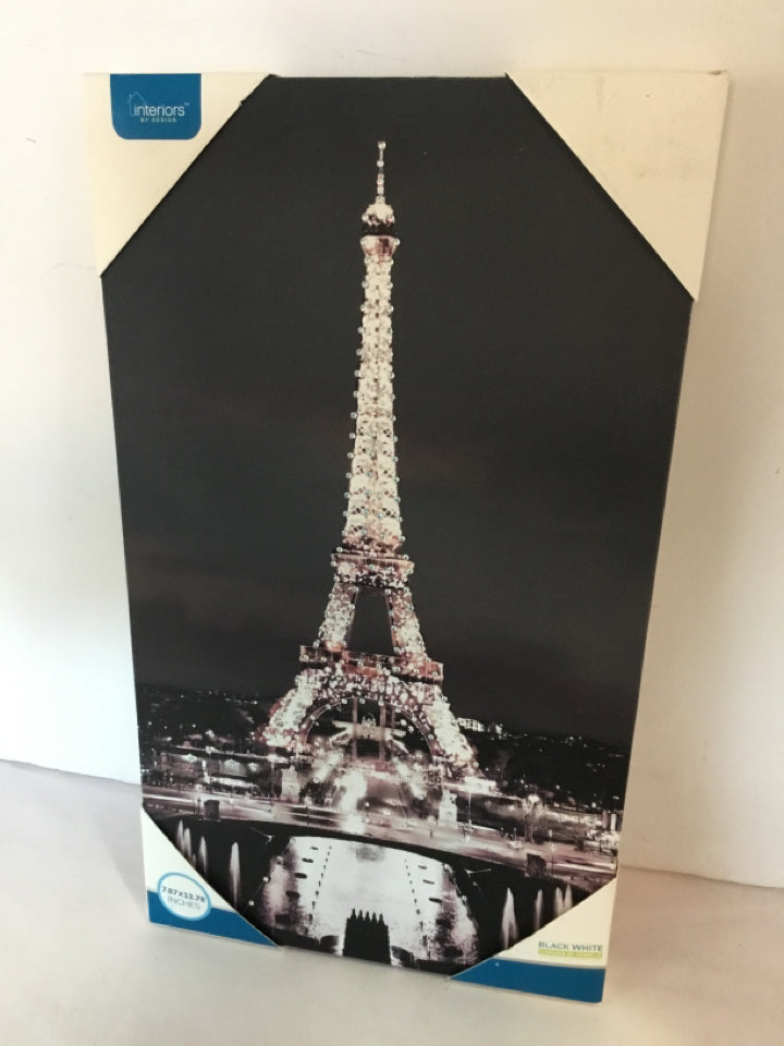 Black/White Canvas Eiffel Tower Stretch Canvas Art