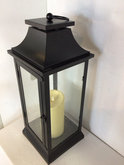 Battery Black Metal/Glass Lantern