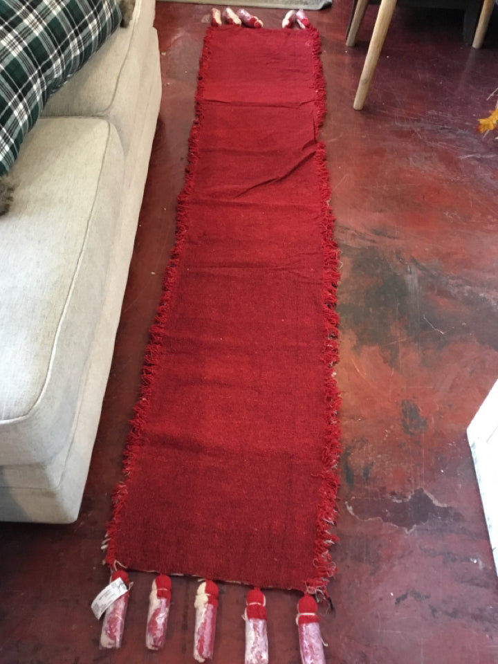 Mudpie Christmas Red/white Cotton Table runner Holiday Item