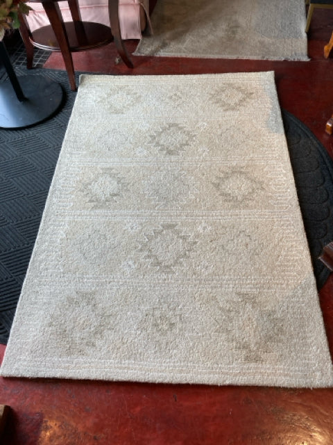 Safavieh Wool Taupe Rug