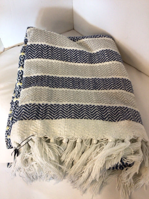 Blue/White Cotton Throw