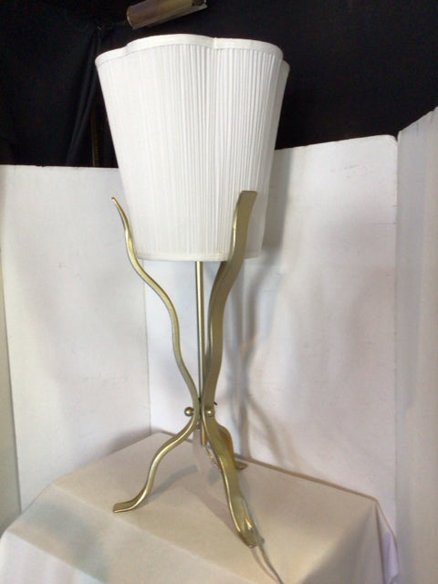 Up Light Gold Metal 3 Leg Lamp