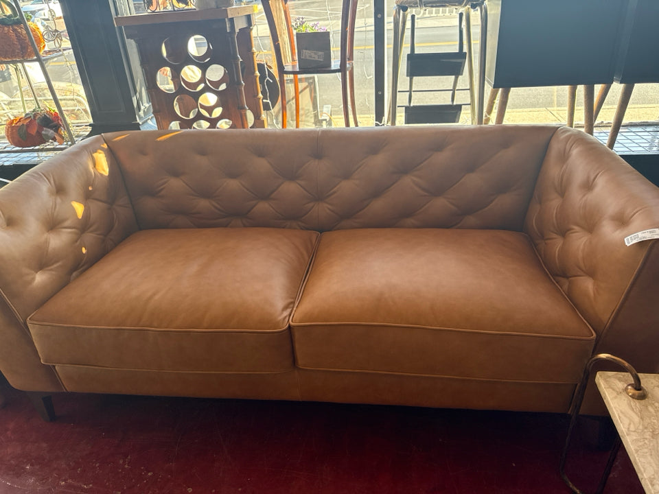 Poly & Bark Modern Leather Tufted Cognac Sofa/Couch 8DLGPXG2