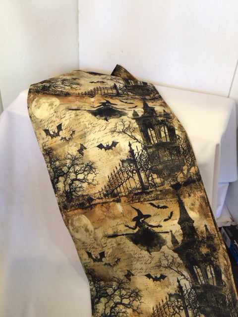 Table Runner Cream/Black Halloween Holiday Item