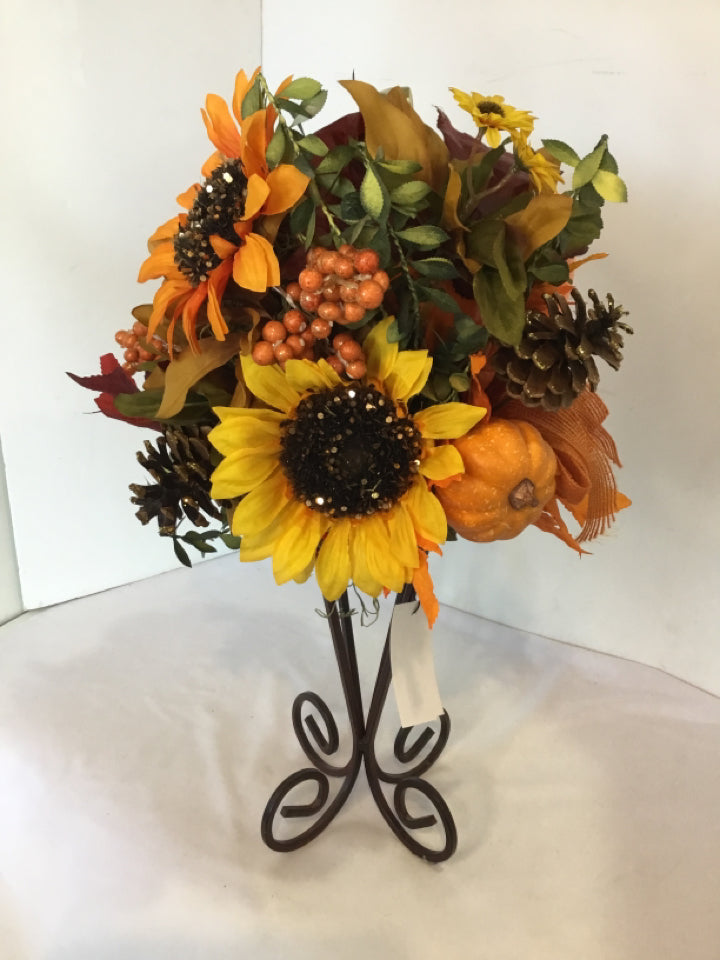 Fall Orange/Multi Flowers Pumpkin Holiday Item