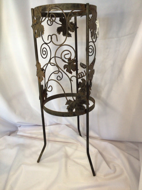 Rust Metal Plant Stand