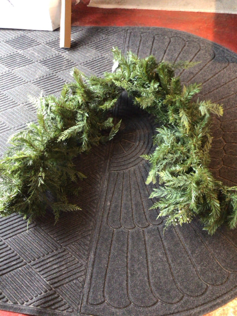 Grandin Road Garland Green 6' Holiday Item
