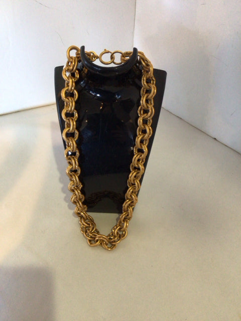 Monet Gold Chain Necklace