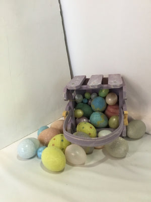 Basket Lavender Wood Fencing Eggs Holiday Item