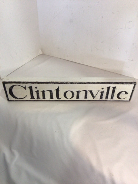 Wood Clintonville Black/White Wall Decoration Art