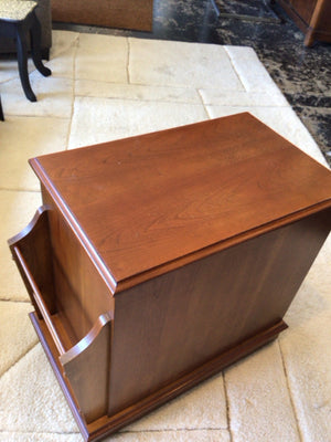 Vintage End Wood Rose Table