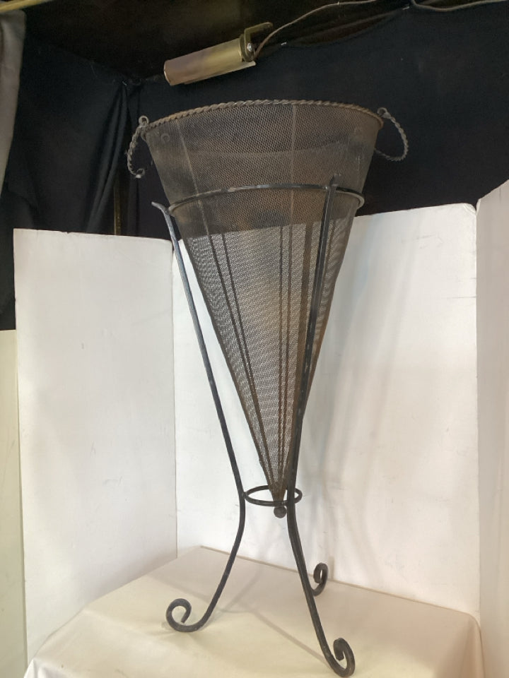 Planter Black Metal Cone 2 piece Garden Access.