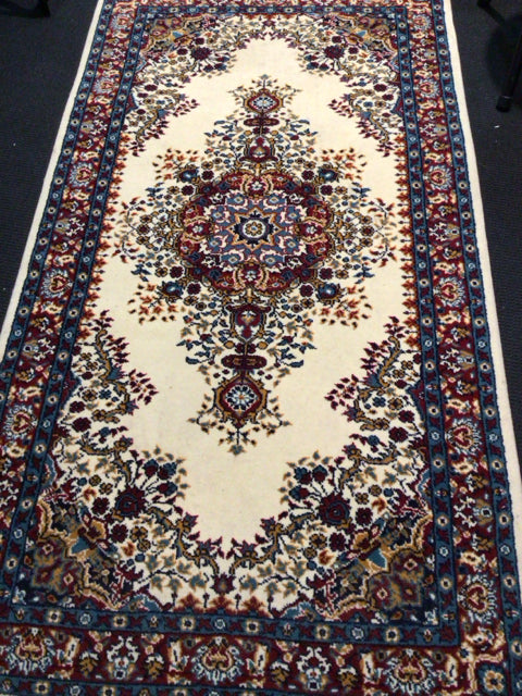 Traditional Wool Red/Cream Rug