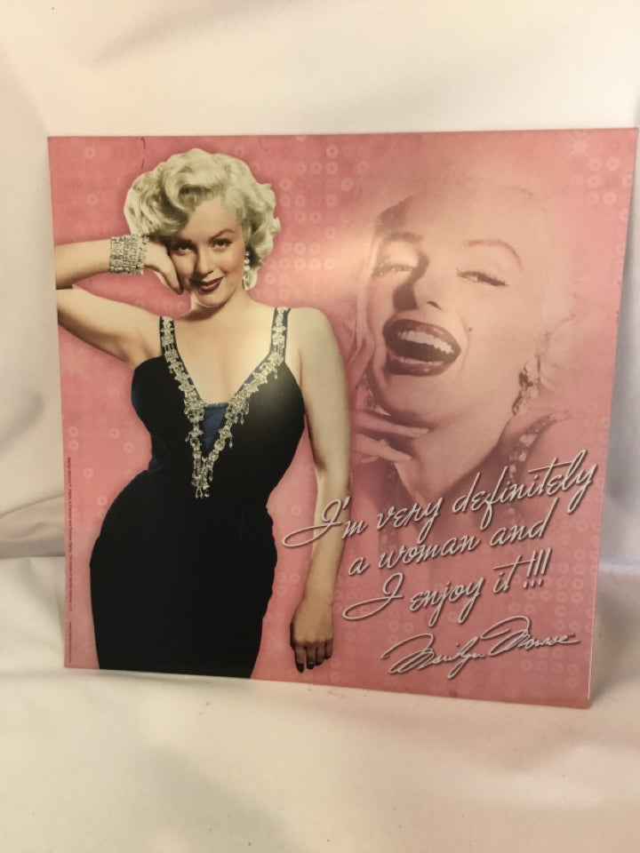 Red Marilyn Monroe Calendar