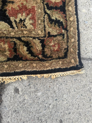 Wool Print Black/Green Rug