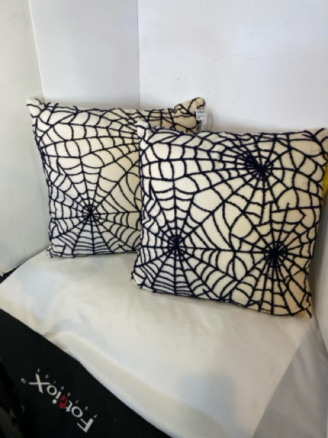 Halloween Black/White Cotton Spider Web Holiday Item