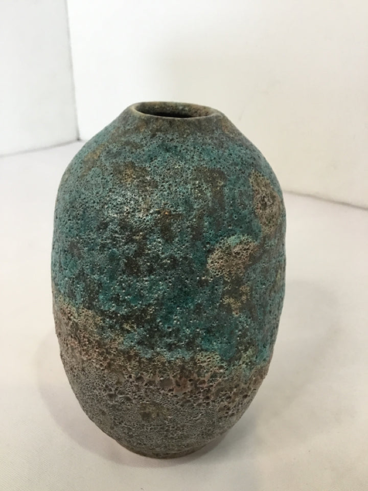 Oakland Nursery Green Ceramic Vase