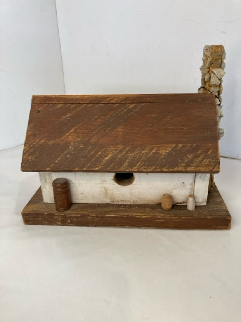 Brown/White Wood Cabin Bird House