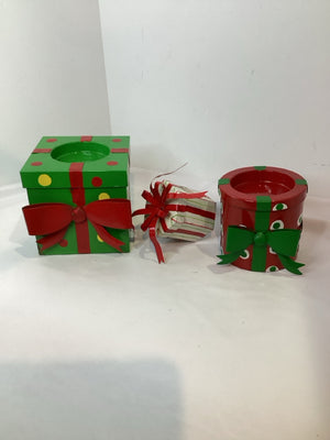 Candle Holder Red/Green Metal Set of 3 Presents Holiday Item