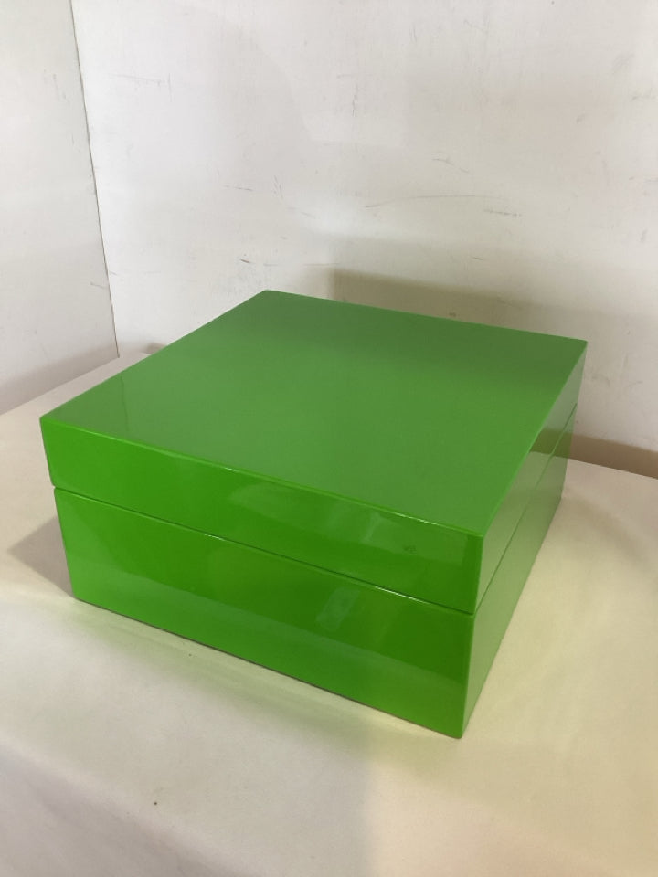 Glass Green Box