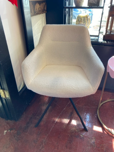 Polyester Swivel White Chair
