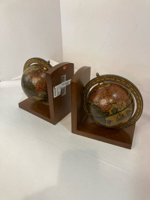 Brown/Multi Wood World Globe Book Ends