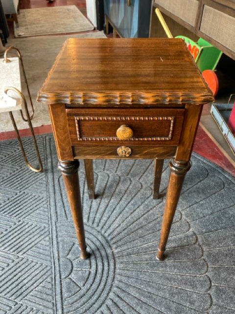 Vintage Wood Side table End/Side Brown Table