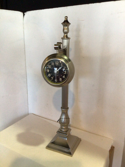 Vintage Mantel Silver Metal Clock
