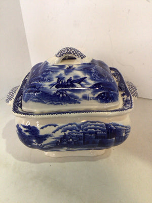 Oriental White/Blue Lidded Ship Soup Tureen