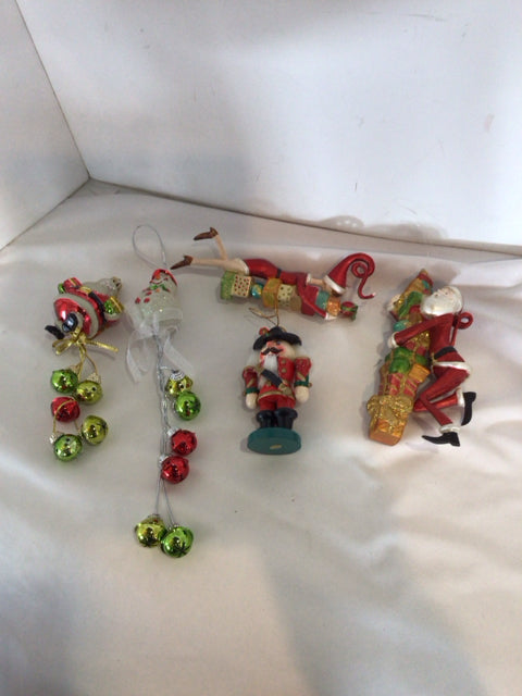 Bag of Red/white Glass Assorted designs Ornament