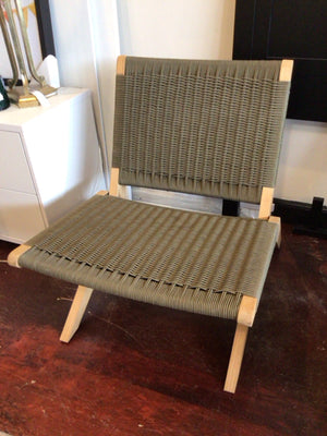 9A3K7WNJ Mid-Century Chair