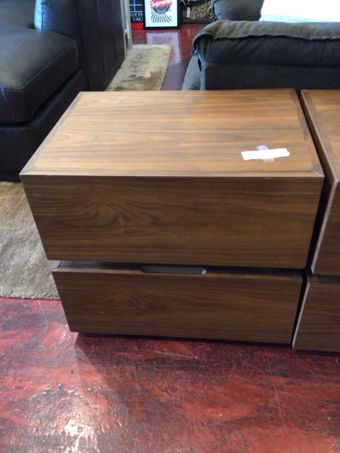 Modloft Modern Wood Light Wood Nightstand 2EPWJPGZ