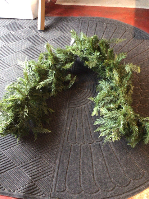 Grandin Road Garland Green 6' Holiday Item