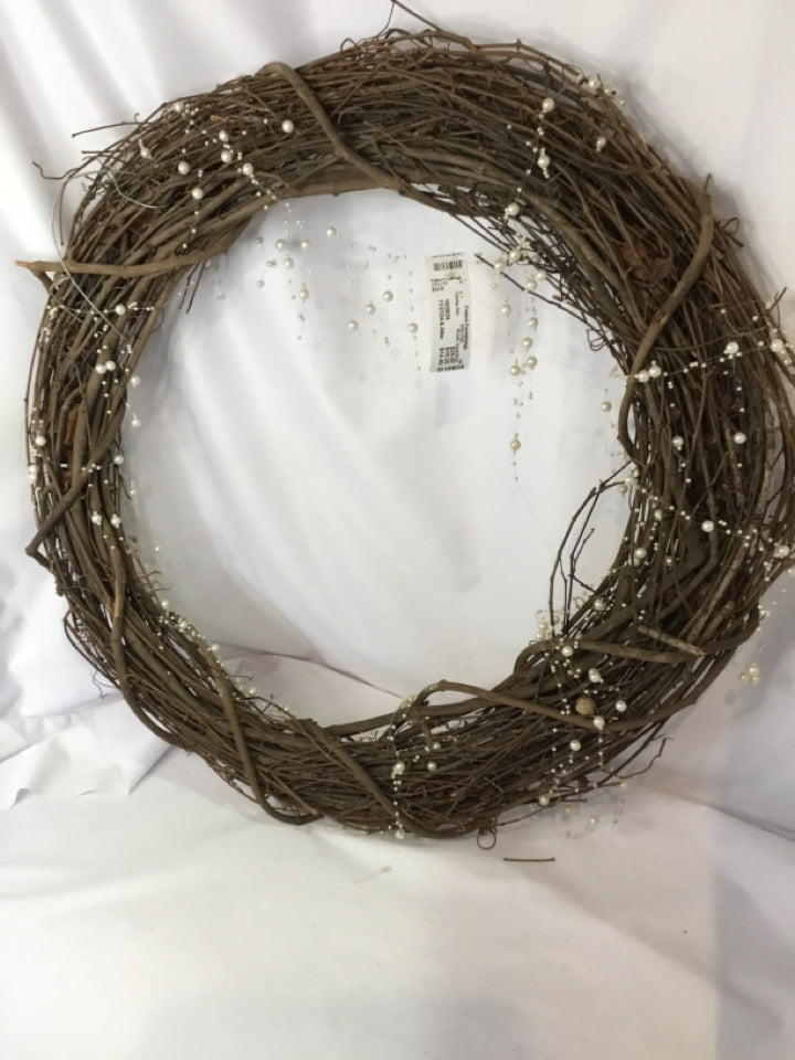 Wreath Brown/White Grapevine Pearl Holiday Item