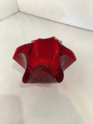 Red Glass Wavy Bowl