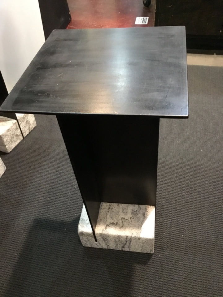 Modern Marble/Iron Gray Table