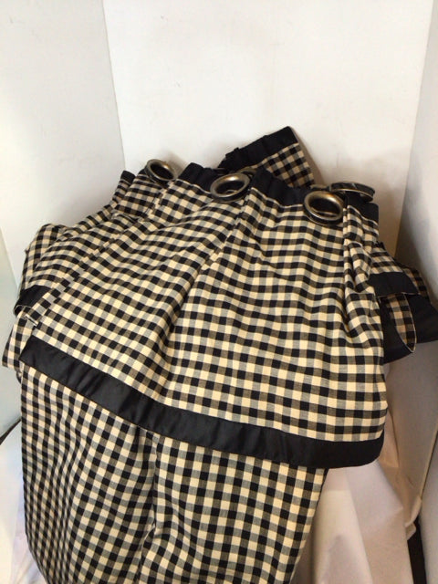 Custom 2 Panels Black/White Polyester Checkered Draperies/Curtains
