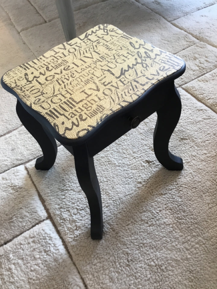 Wood Words Black/Tan Table