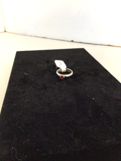 Sterling Silver Red Garnet Ring