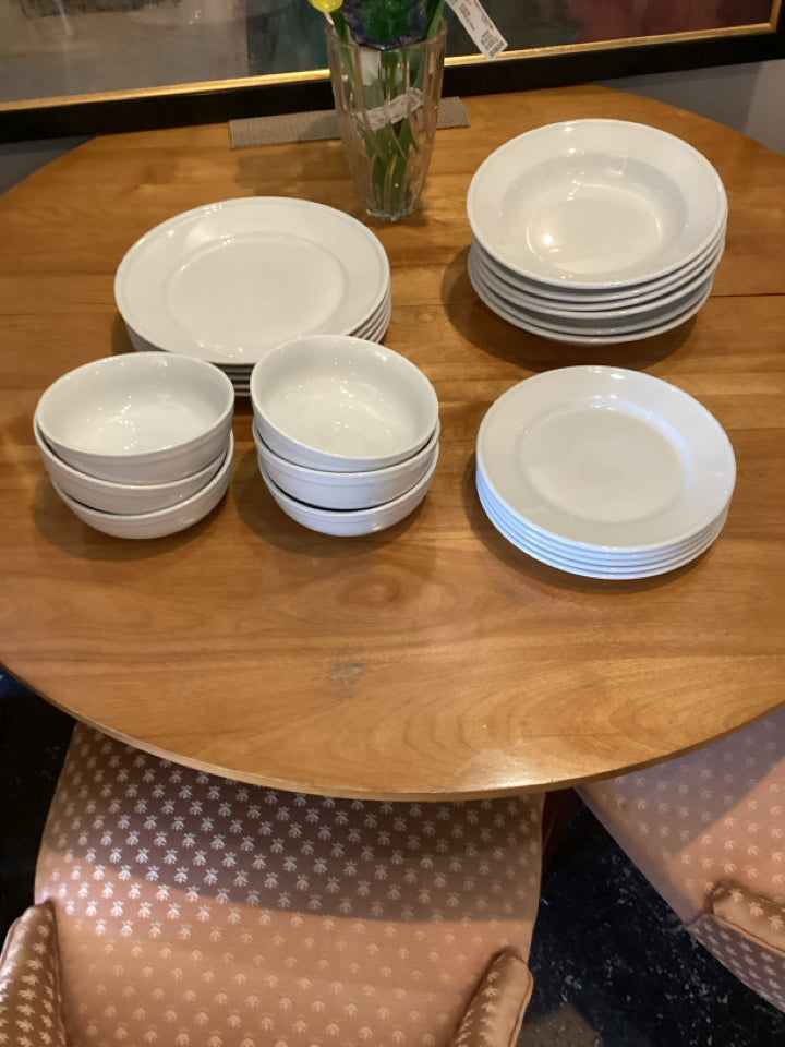Williams-Sonoma White Ceramic Dish