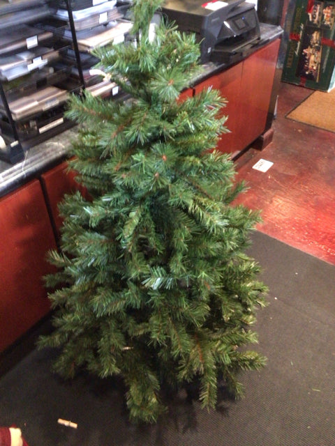 Tree Green Christmas Tree 4' Holiday Item
