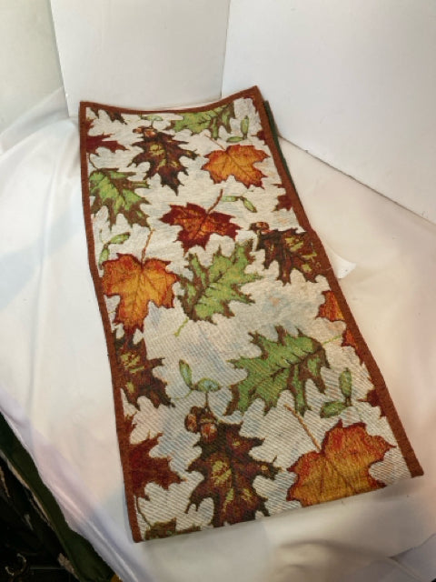 Fall Multi-Color Cotton Table runner Leaves Holiday Item