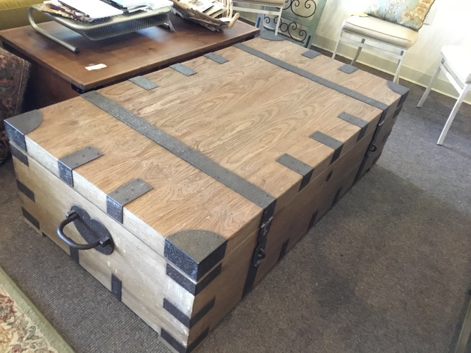 Restoration Hrd. Rustic Wood/Iron Coffee Brown Trunk