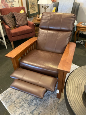 Recliner Wood/Leather Brown Chair