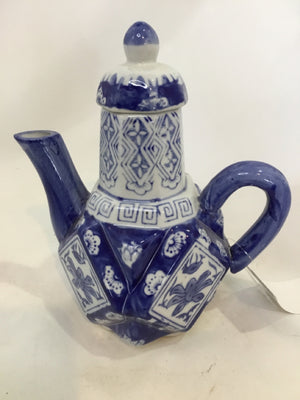 Blue/White Floral Tea Pot