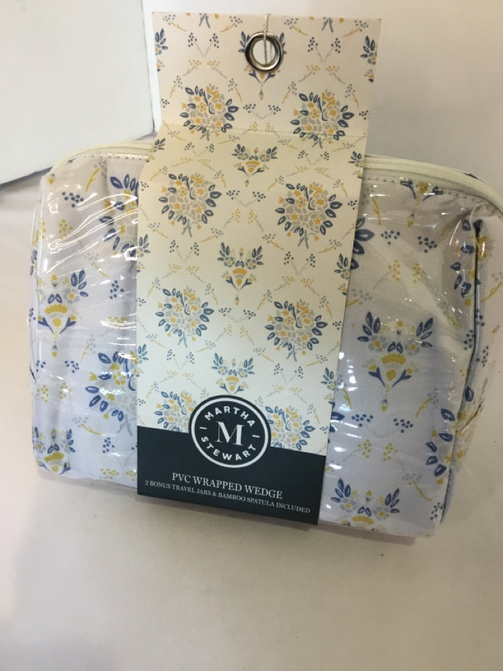 Martha Stewart Canvas Blue/White Make-up Bag