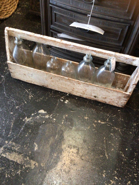 Vintage Handled Wood w/Bottle White Box